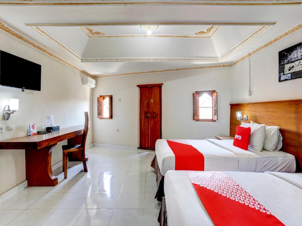Oyo 3950 The Ratna Hotel Kuta Lombok Buitenkant foto